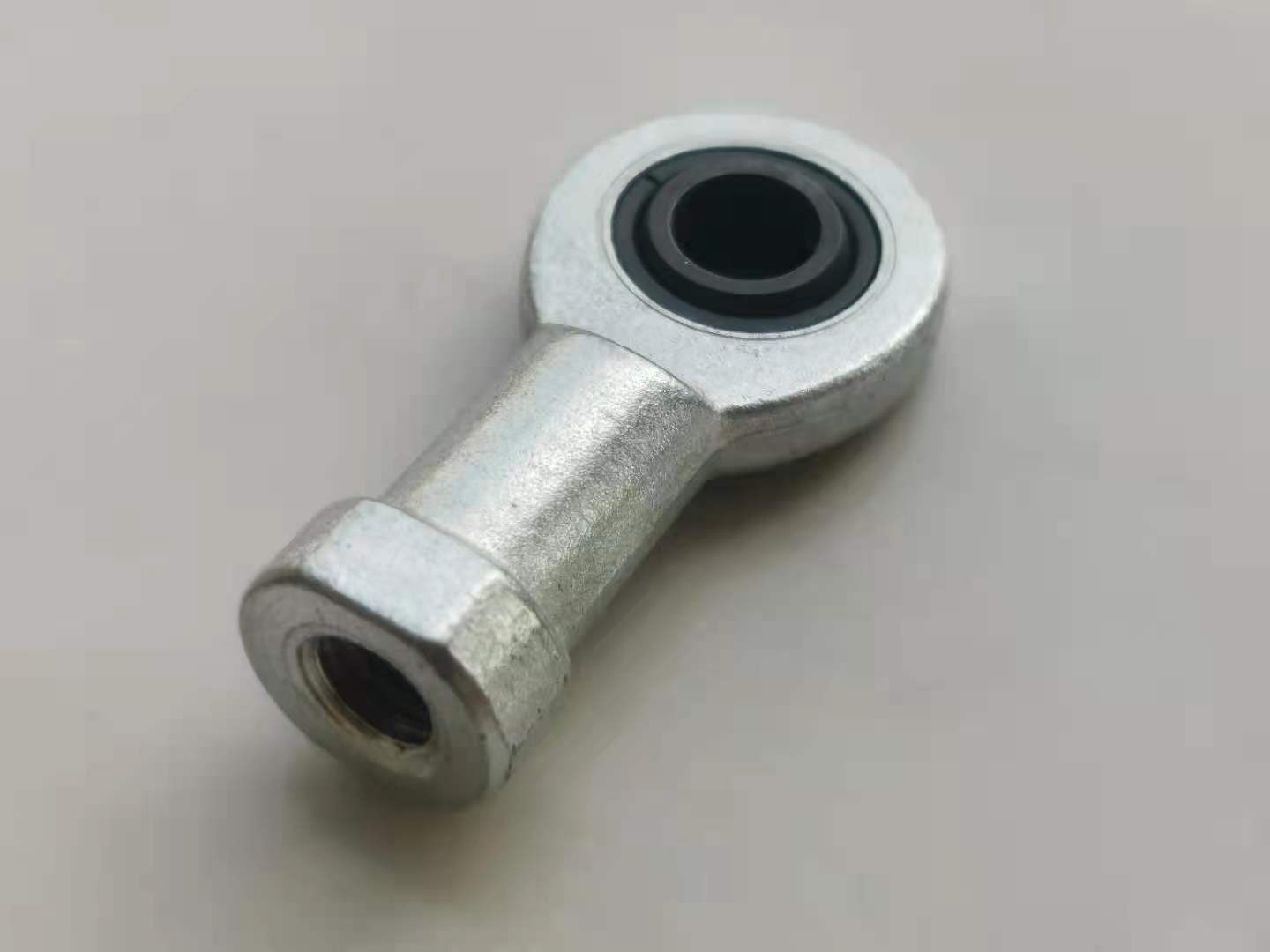 Carbon Steel  Ball Joint Rod End Bearing For Pneumatic Cylinder