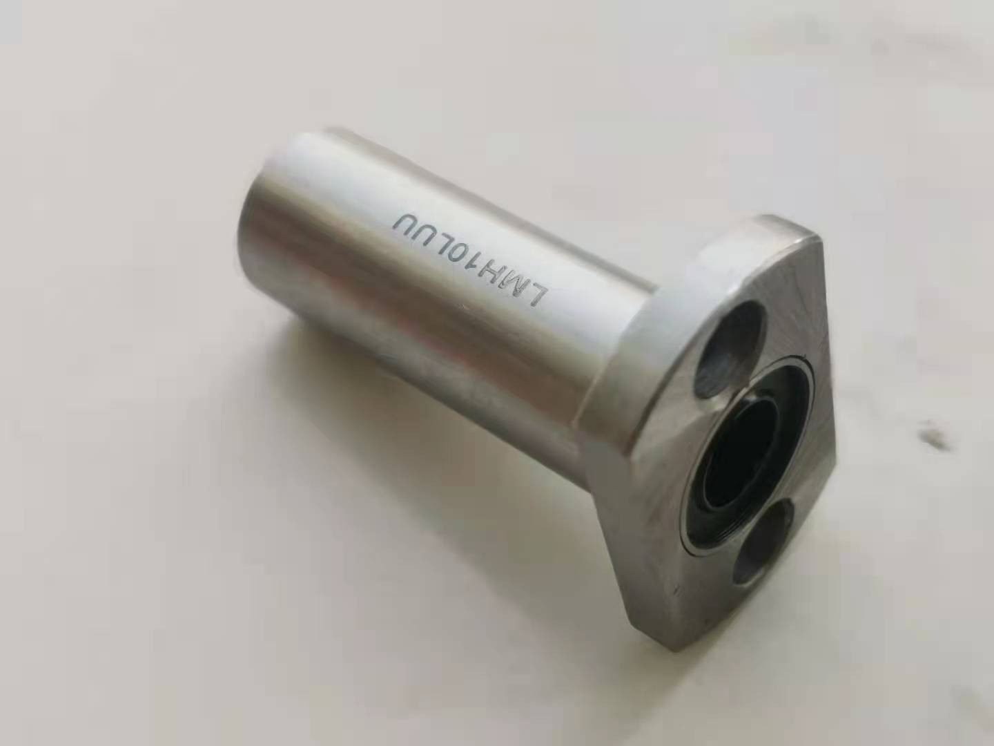 Dust Proof Linear Plain Bearing Stable Performance For Medical Equipment