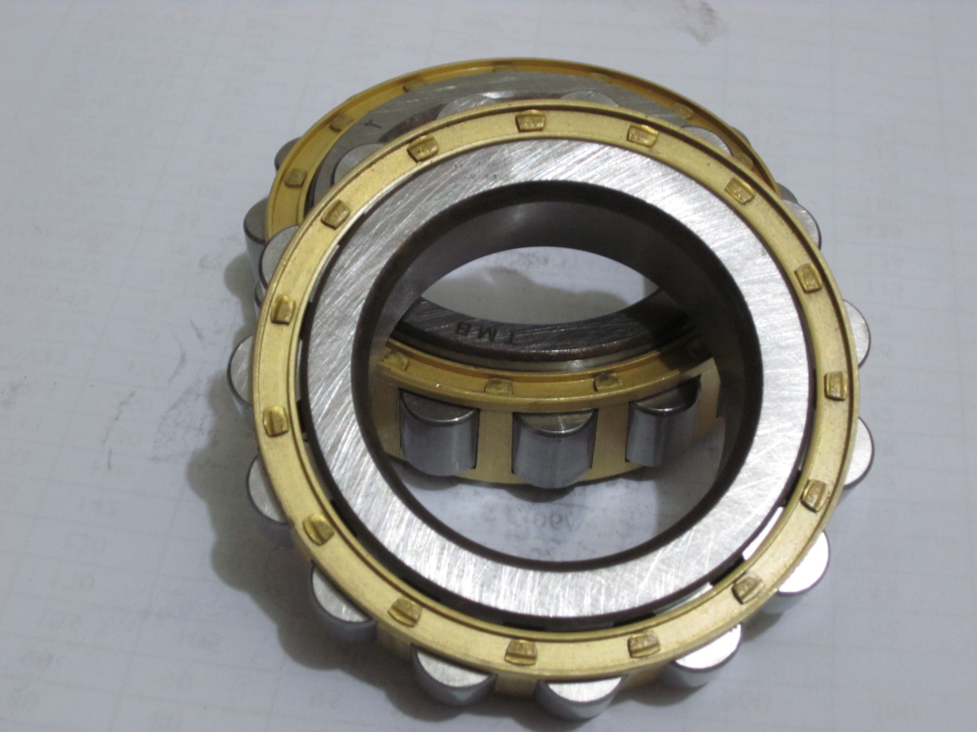 NJ1060M 300*460*74 Straight Roller Bearing