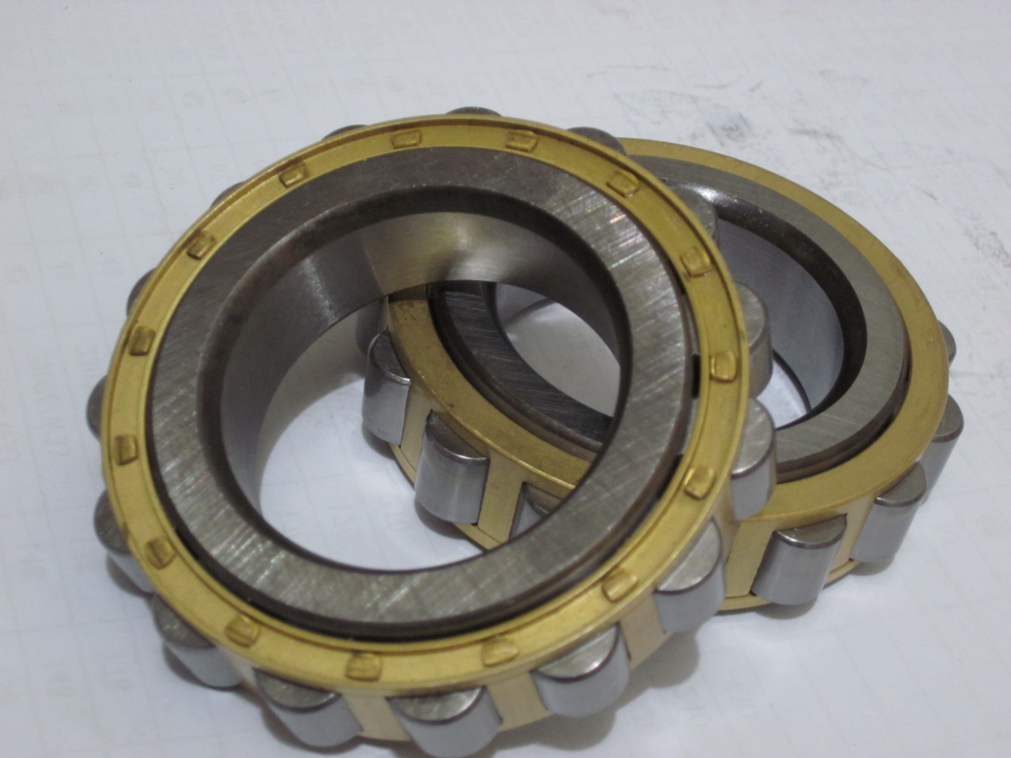 NJ1060M 300*460*74 Straight Roller Bearing